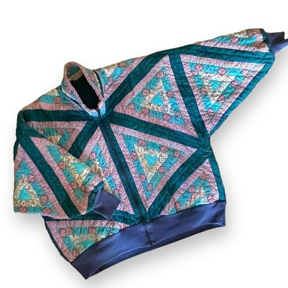 Vintage 1980’s Quilted Triangular Patchwork Batwing 3/4 Sleeve Bomber Jacket - Picture 7 of 16